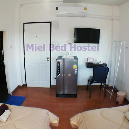 Miel Bed Hostel & Gallery Chiang Mai Exterior photo